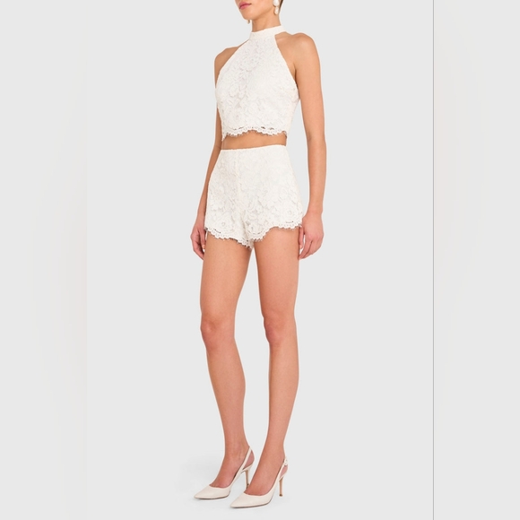Amanda Uprichard Pants - New! Amanda Uprichard x REVOLVE Brynley Lace Shorts in White - Size XS